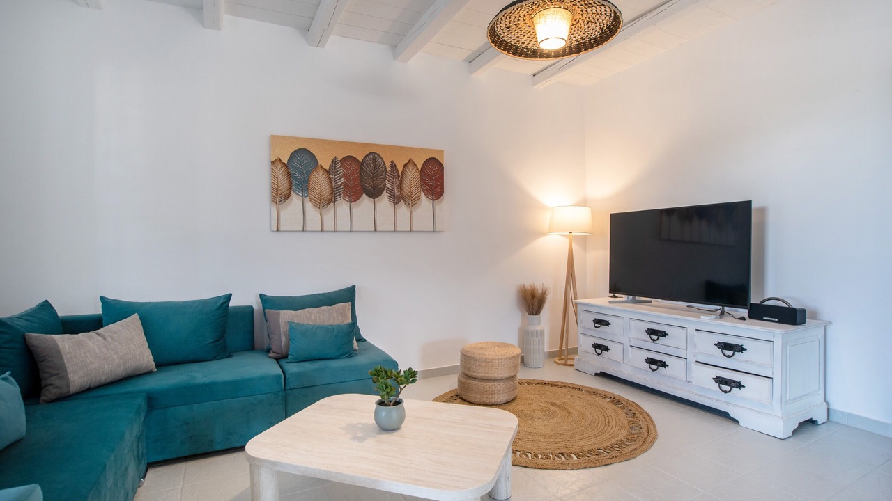 Photo of Livingroom in Nea Cryssi Akti