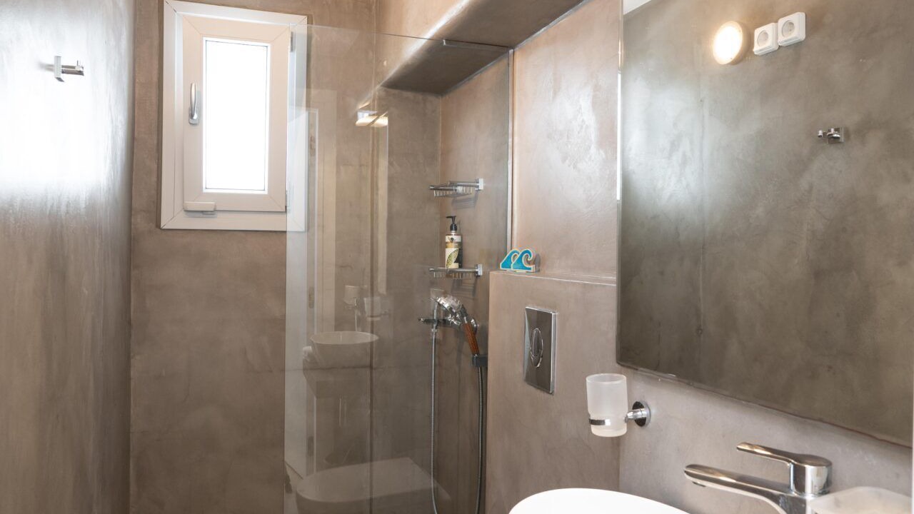 Photo of Bathroom in Elia