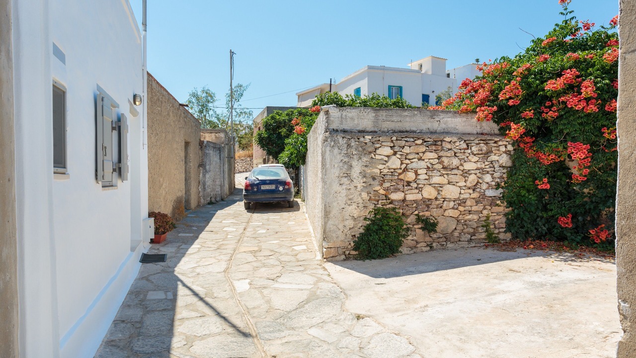 Photo of Outdoor in Piso Livadi