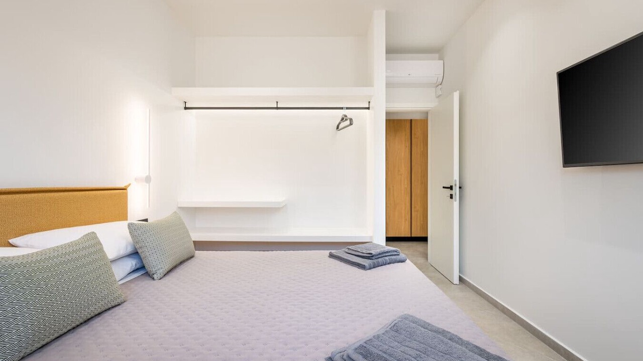 Photo of Bedroom in Lambi