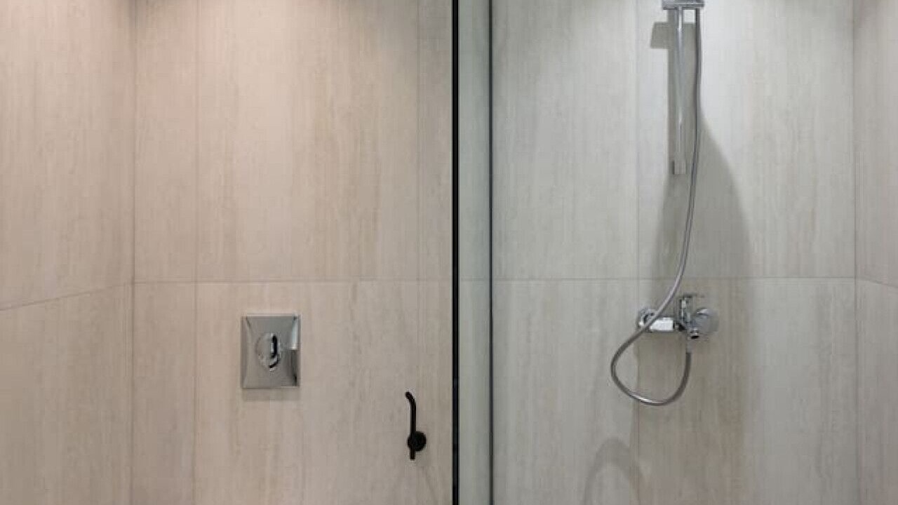 Photo of Bathroom in Lambi