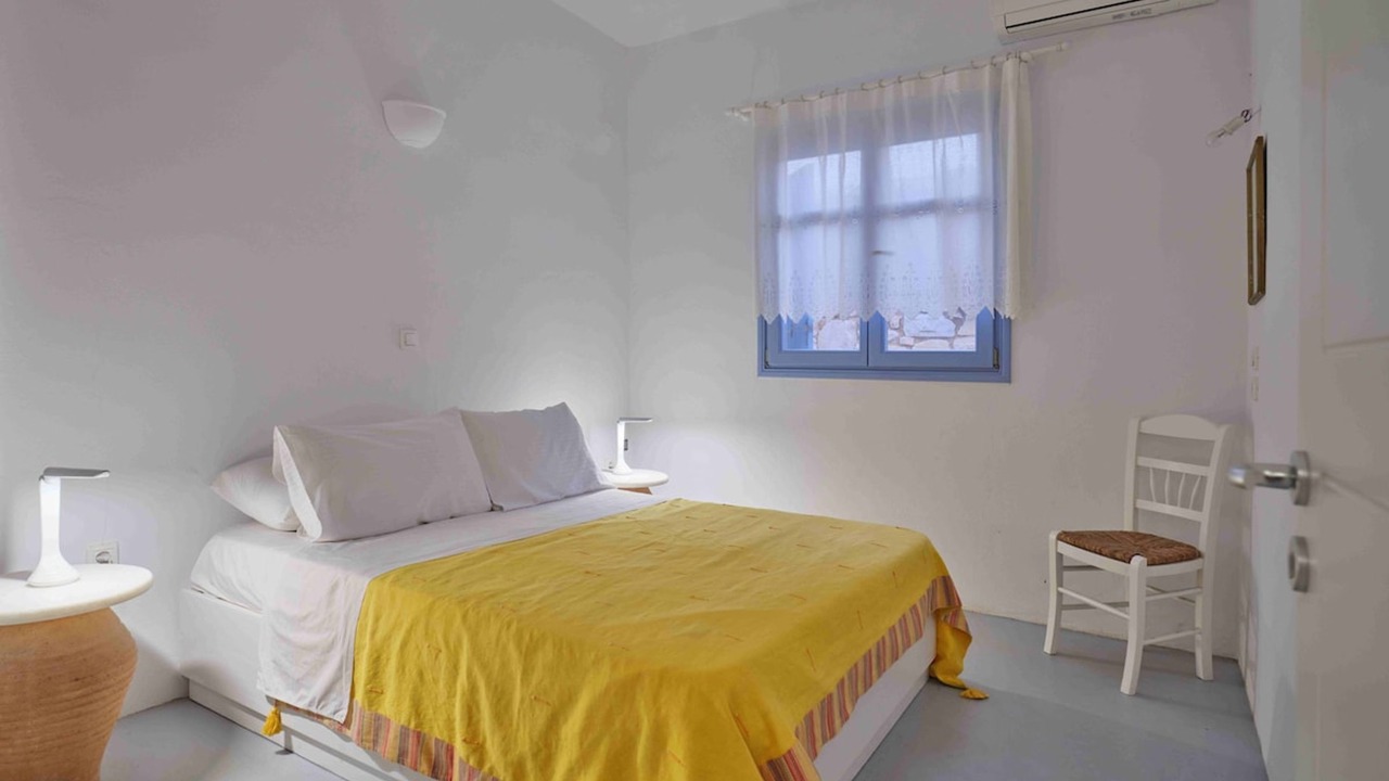 Photo of Bedroom in Nea Cryssi Akti