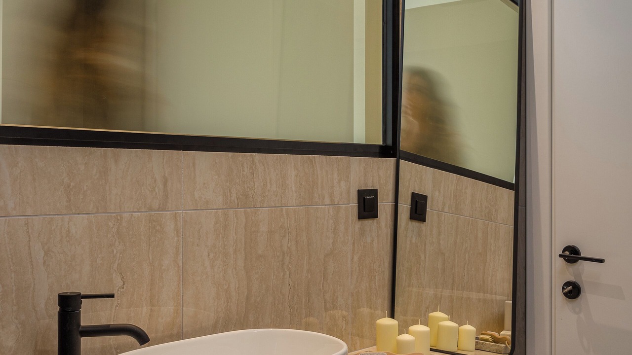 Photo of Bathroom in Ioannina Town Centre
