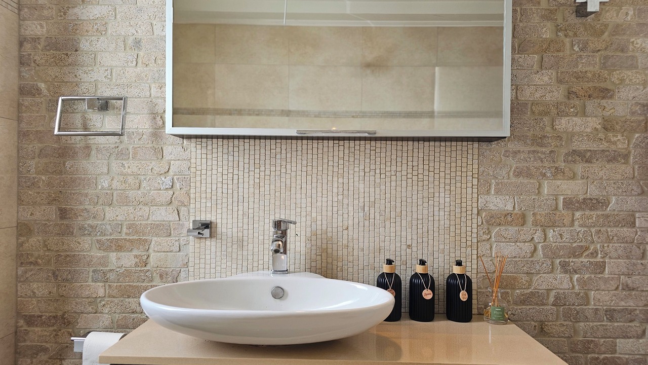 Photo of Bathroom in Rhodes Town