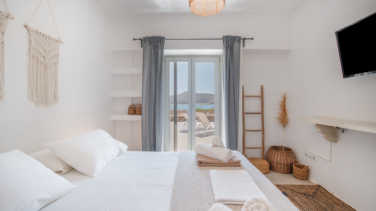 Photo of Bedroom in Antiparos