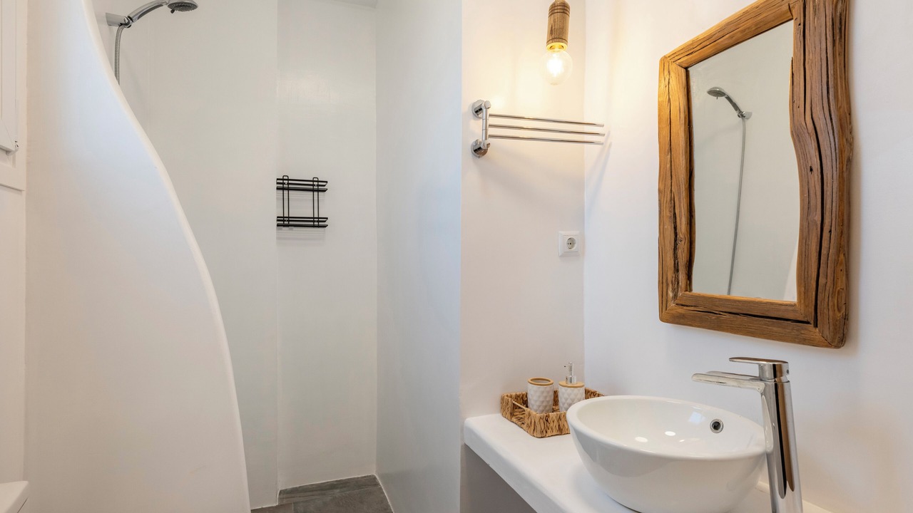 Photo of Bathroom in Pounta