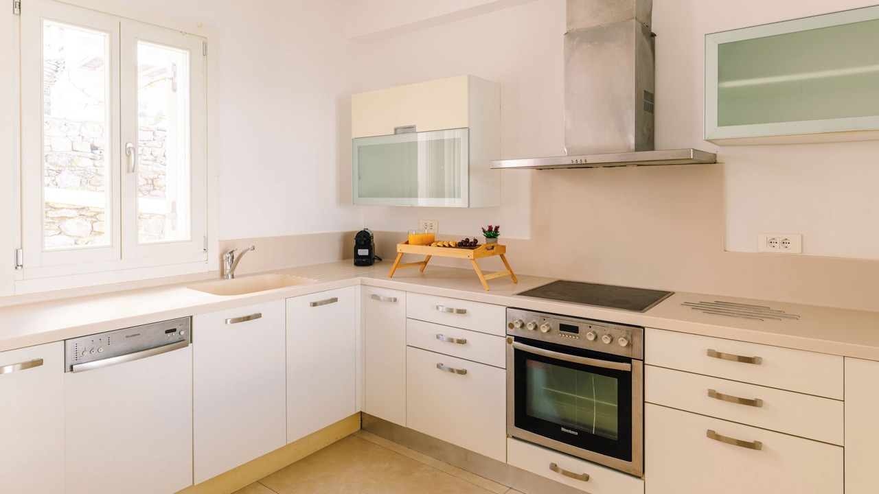 Photo of Kitchen in Tourlos