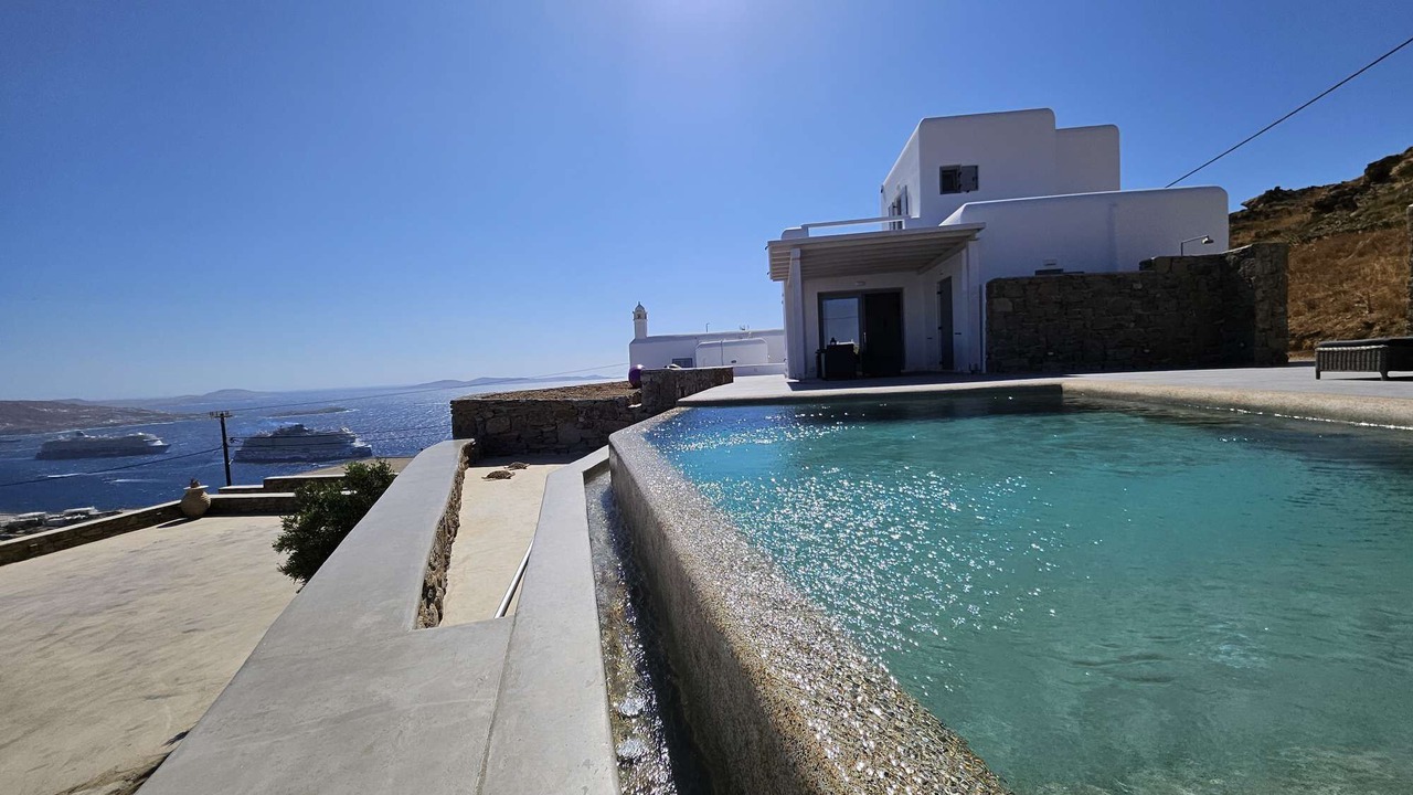 Photo of Outdoor in Tourlos