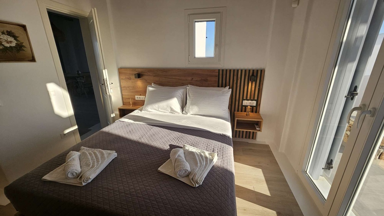 Photo of Bedroom in Tourlos