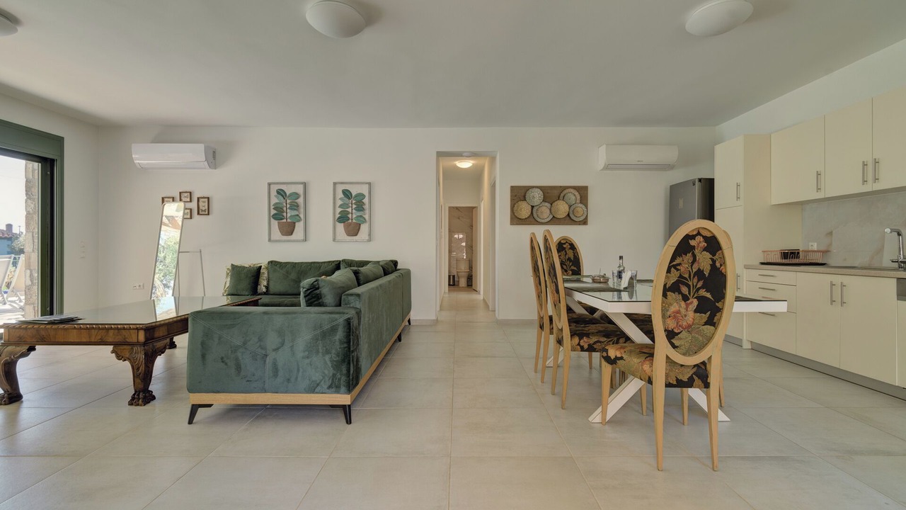 Photo of Livingroom in Plomari