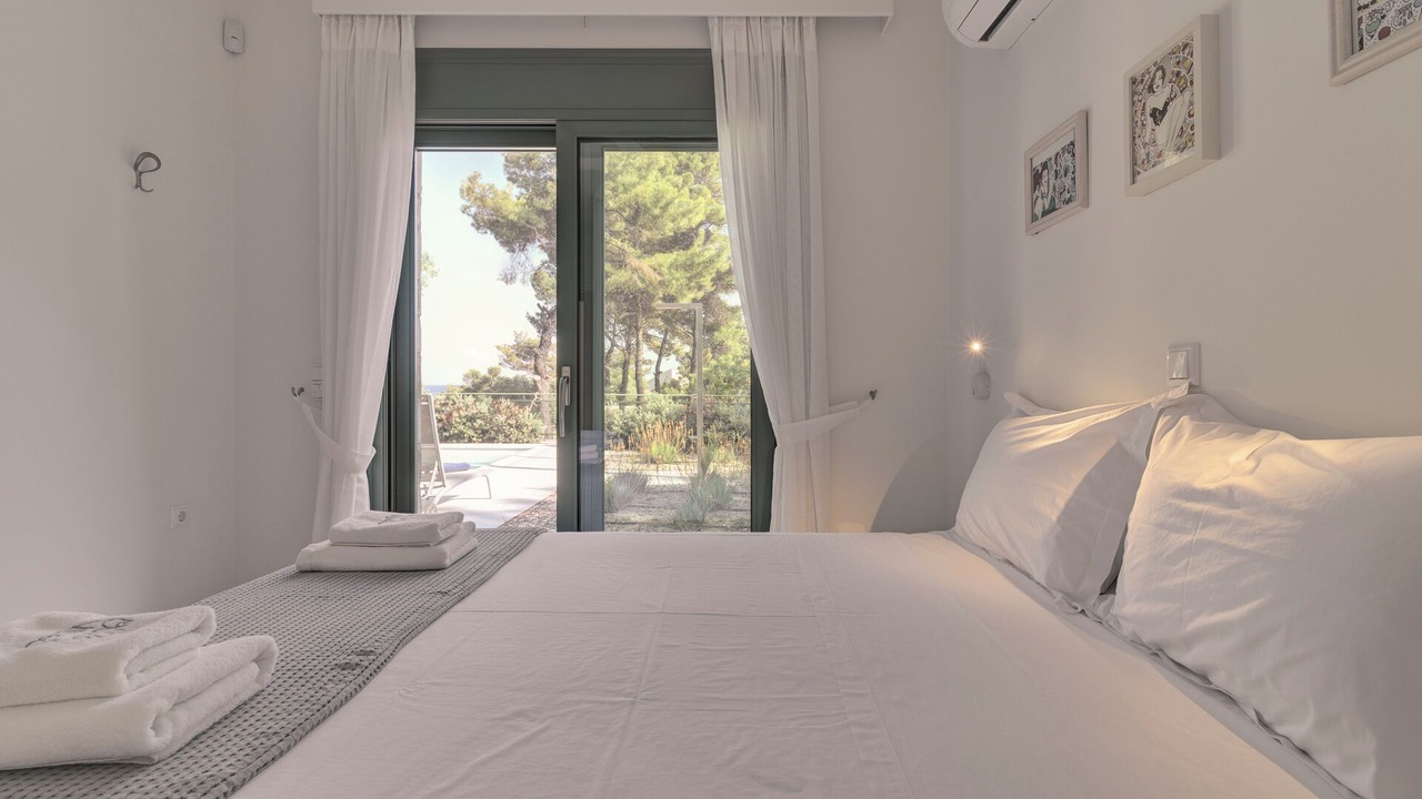 Photo of Bedroom in Plomari