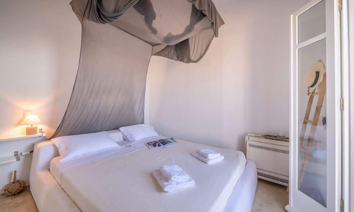 Photo of Bedroom in Kalafatis