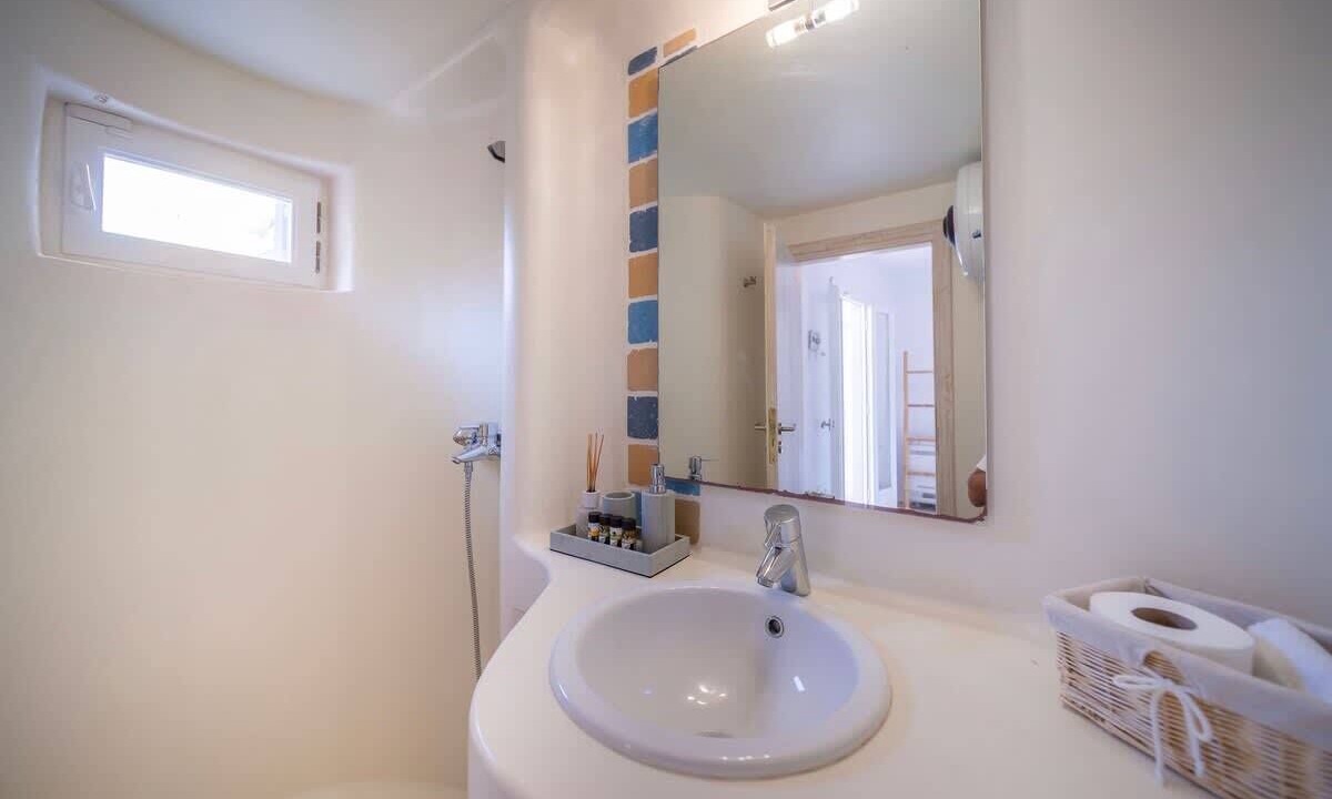 Photo of Bathroom in Kalafatis