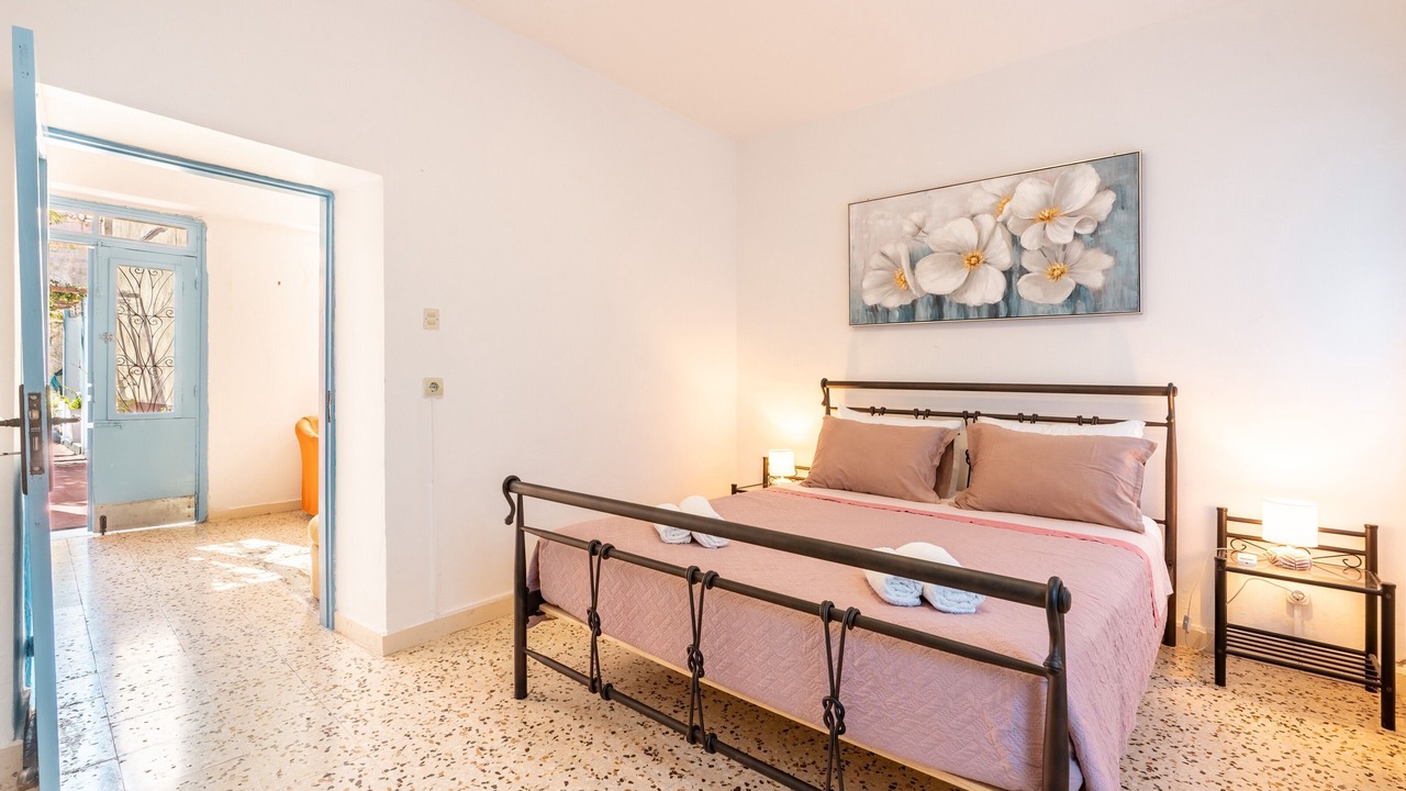 Photo of Bedroom in Rhodes Town