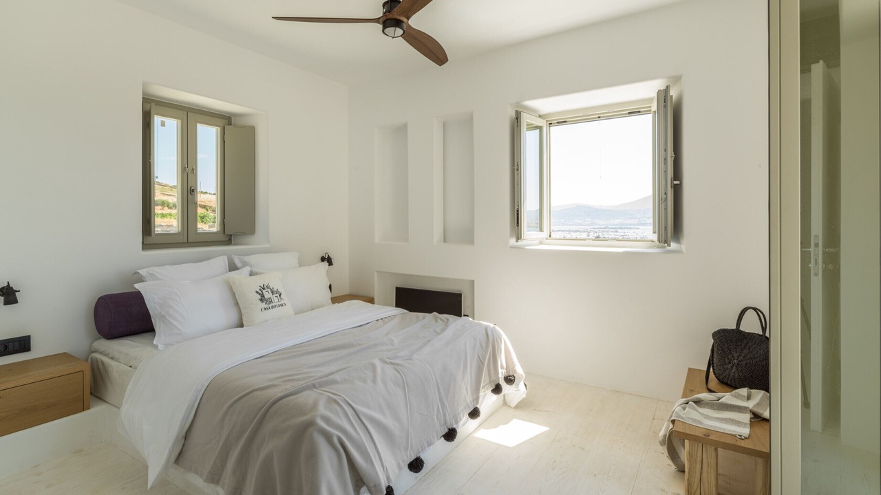 Photo of Bedroom in Antiparos
