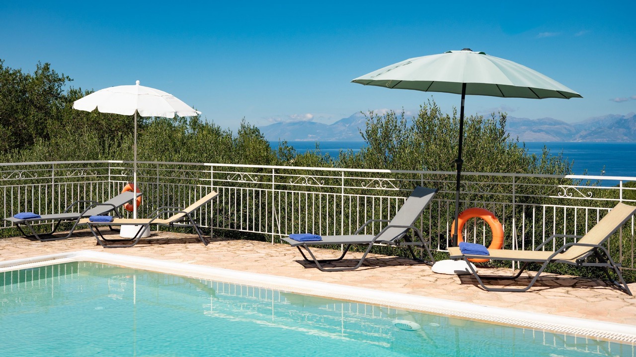 Photo of Patio Balcony in Petaleia