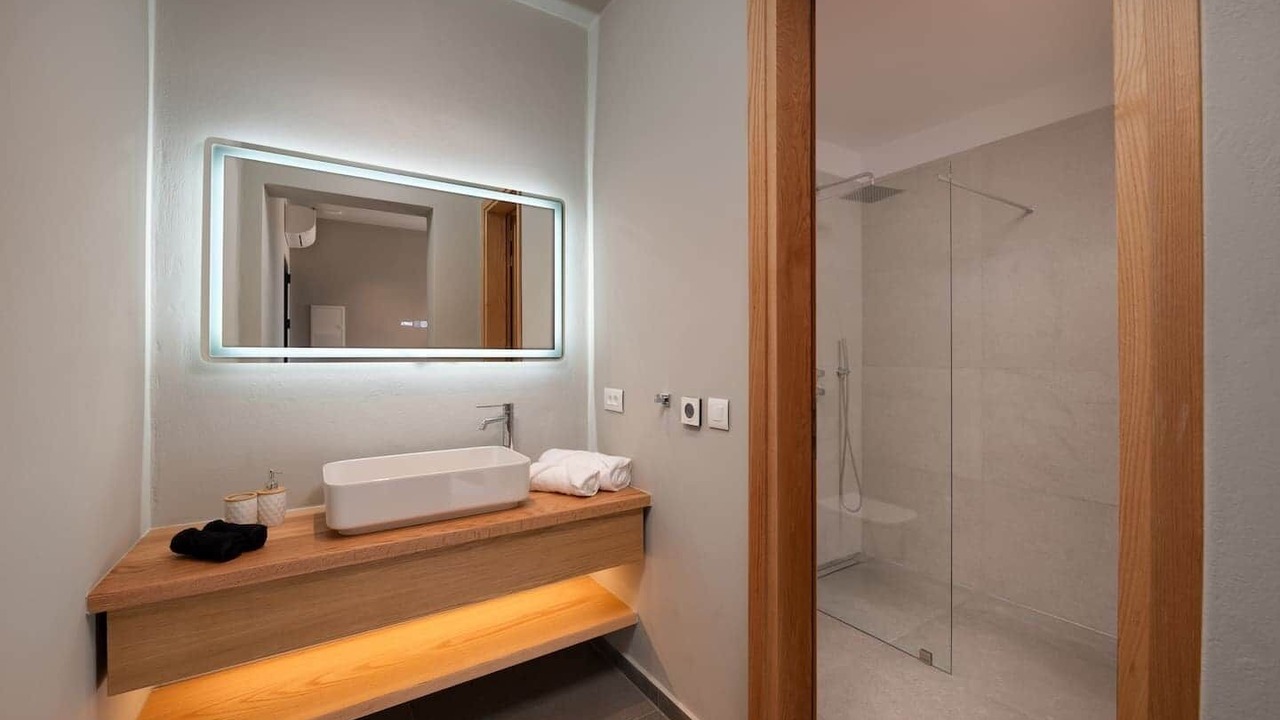 Photo of Bathroom in Vivlos