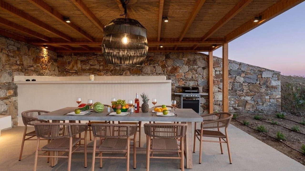Photo of Outdoor in Glinado