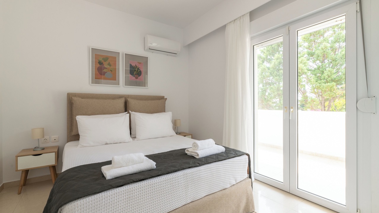 Photo of Bedroom in Petaloudes