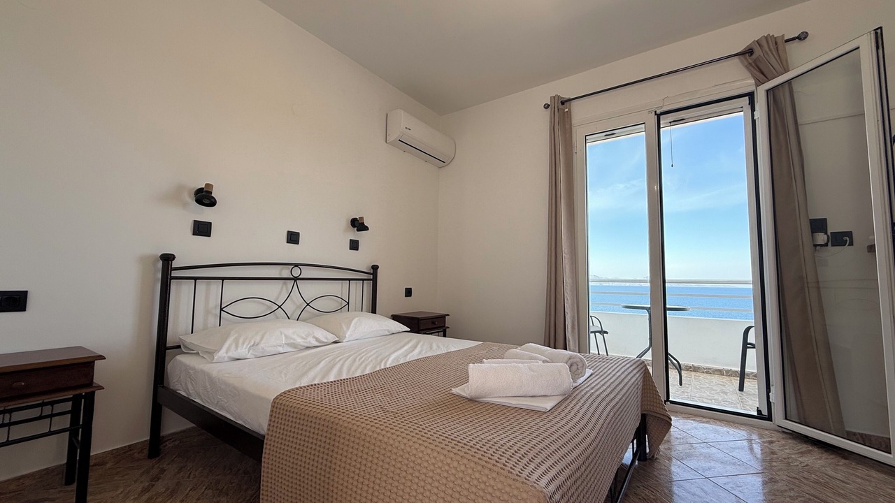 Photo of Bedroom in Kefalos