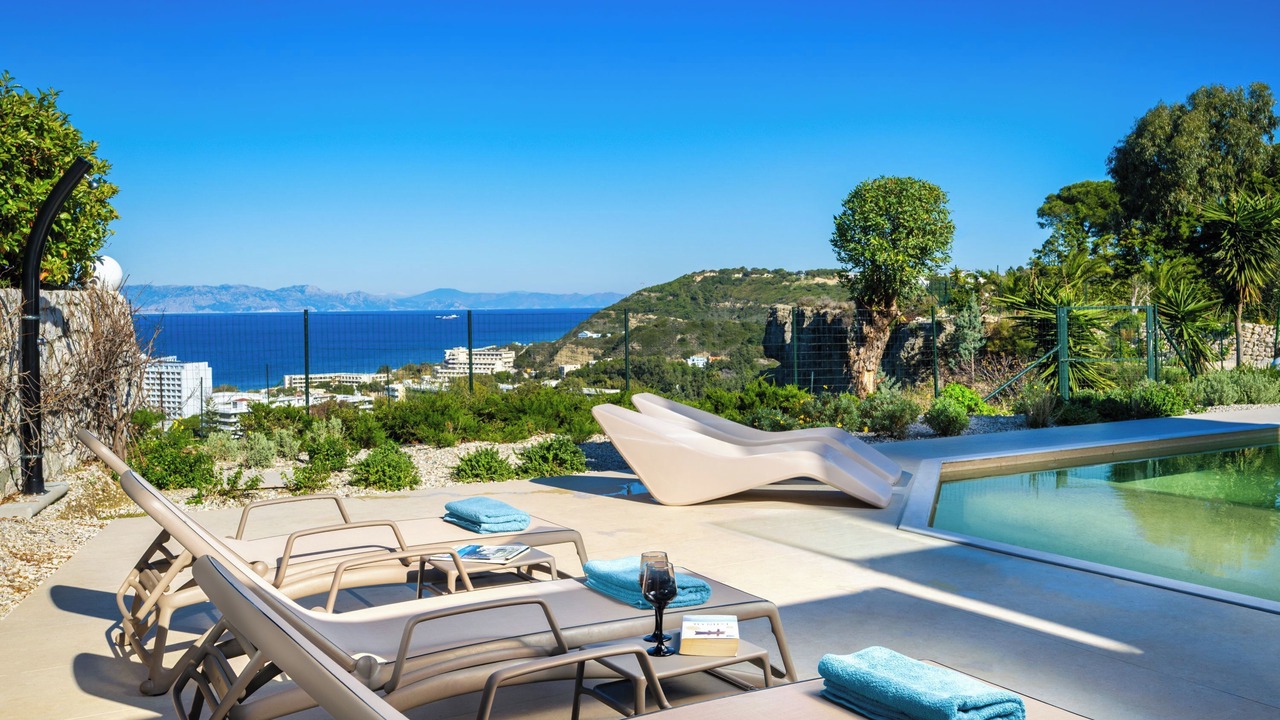Photo of Outdoor in Ixia