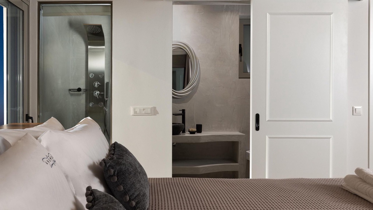 Photo of Bedroom in Lahania