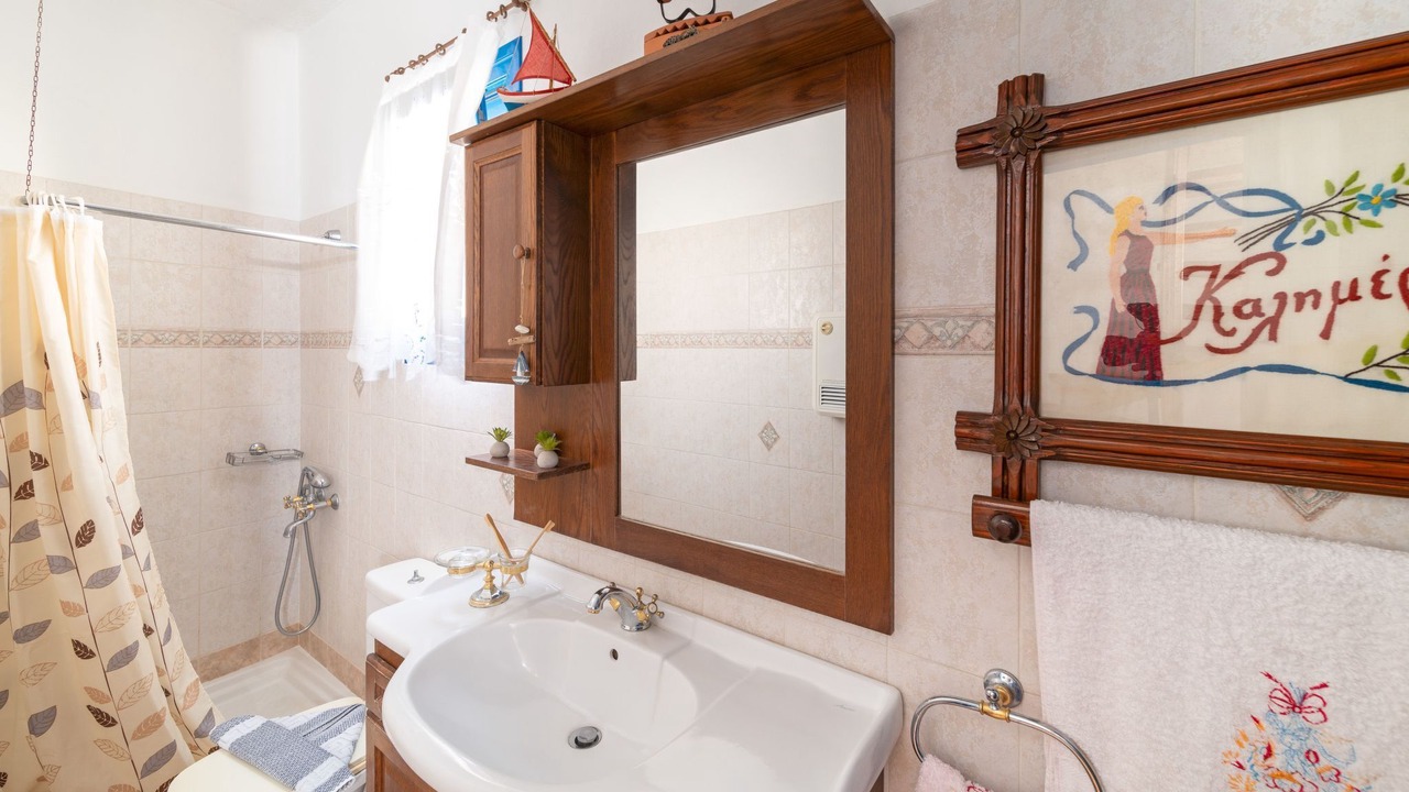 Photo of Bathroom in South Rhodes