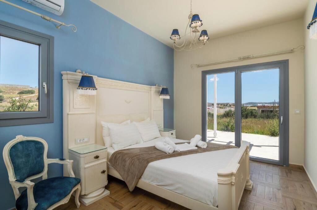 Photo of Bedroom in Milos