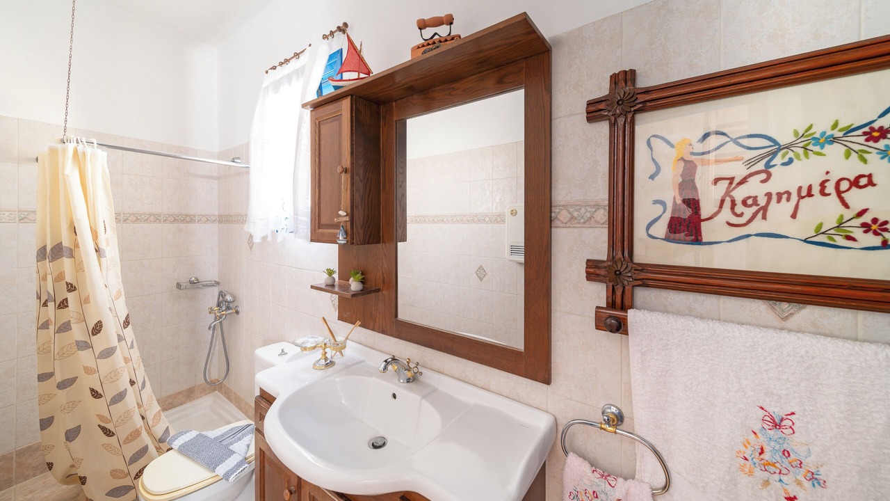 Photo of Bathroom in South Rhodes
