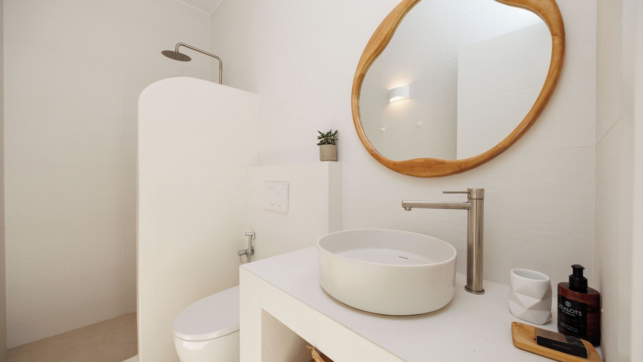 Photo of Bathroom in Glinado