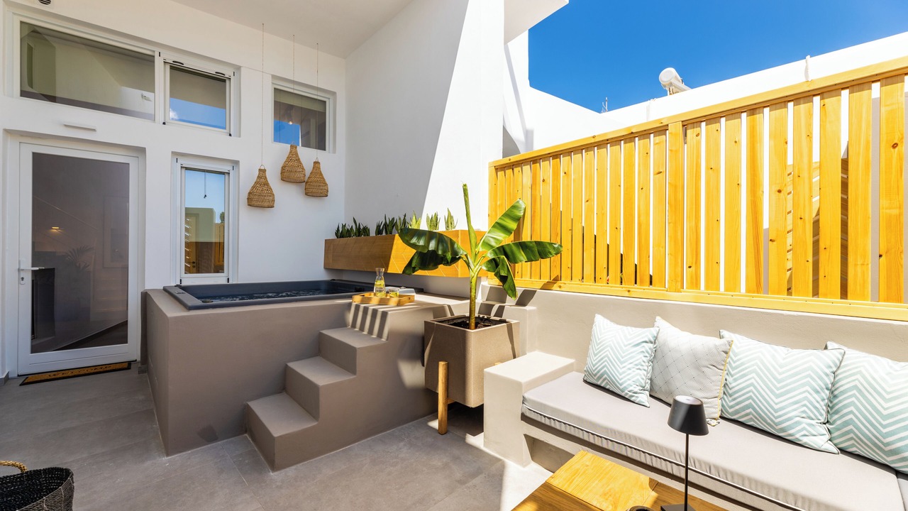 Photo of Patio Balcony in Piso Livadi