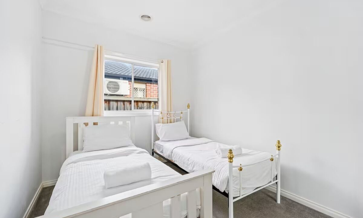 Photo of Bedroom in Officer