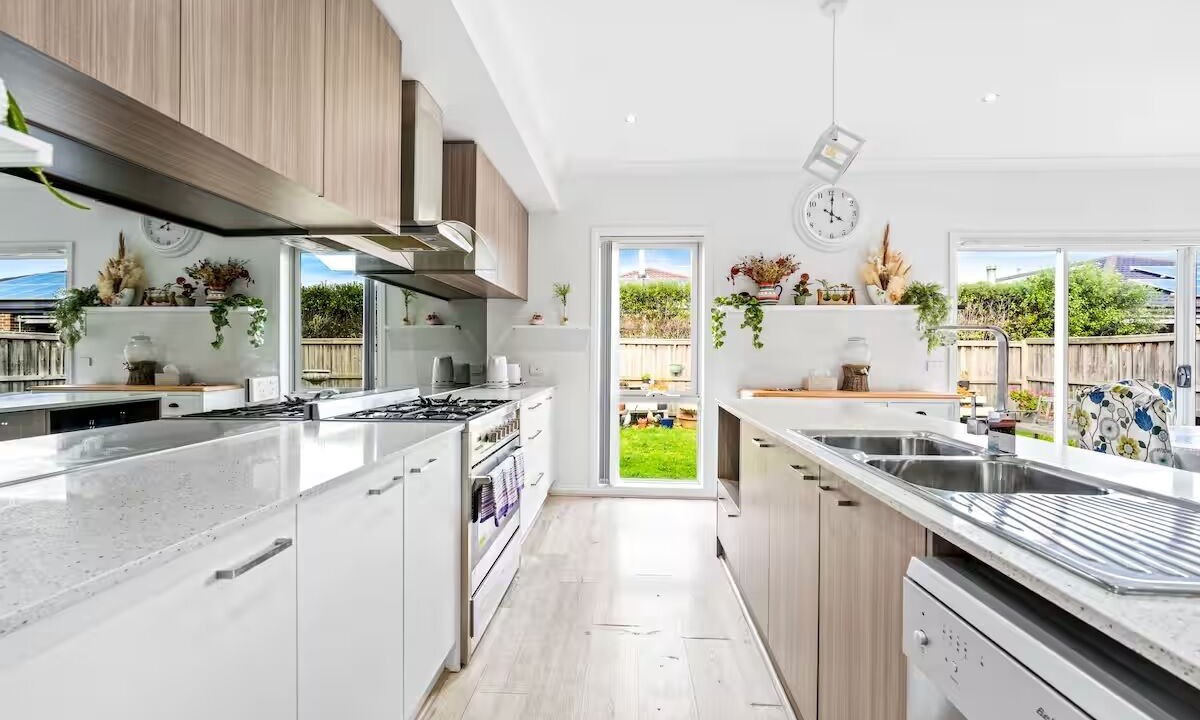 Photo of Kitchen in Officer