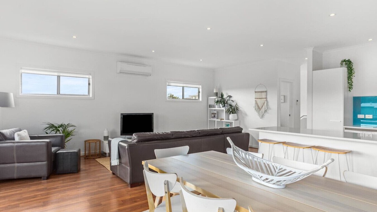 Photo of Livingroom in Hayborough