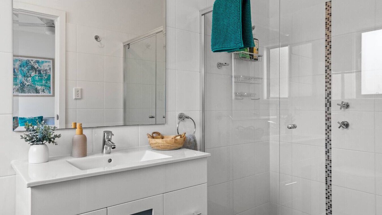 Photo of Bathroom in Hayborough