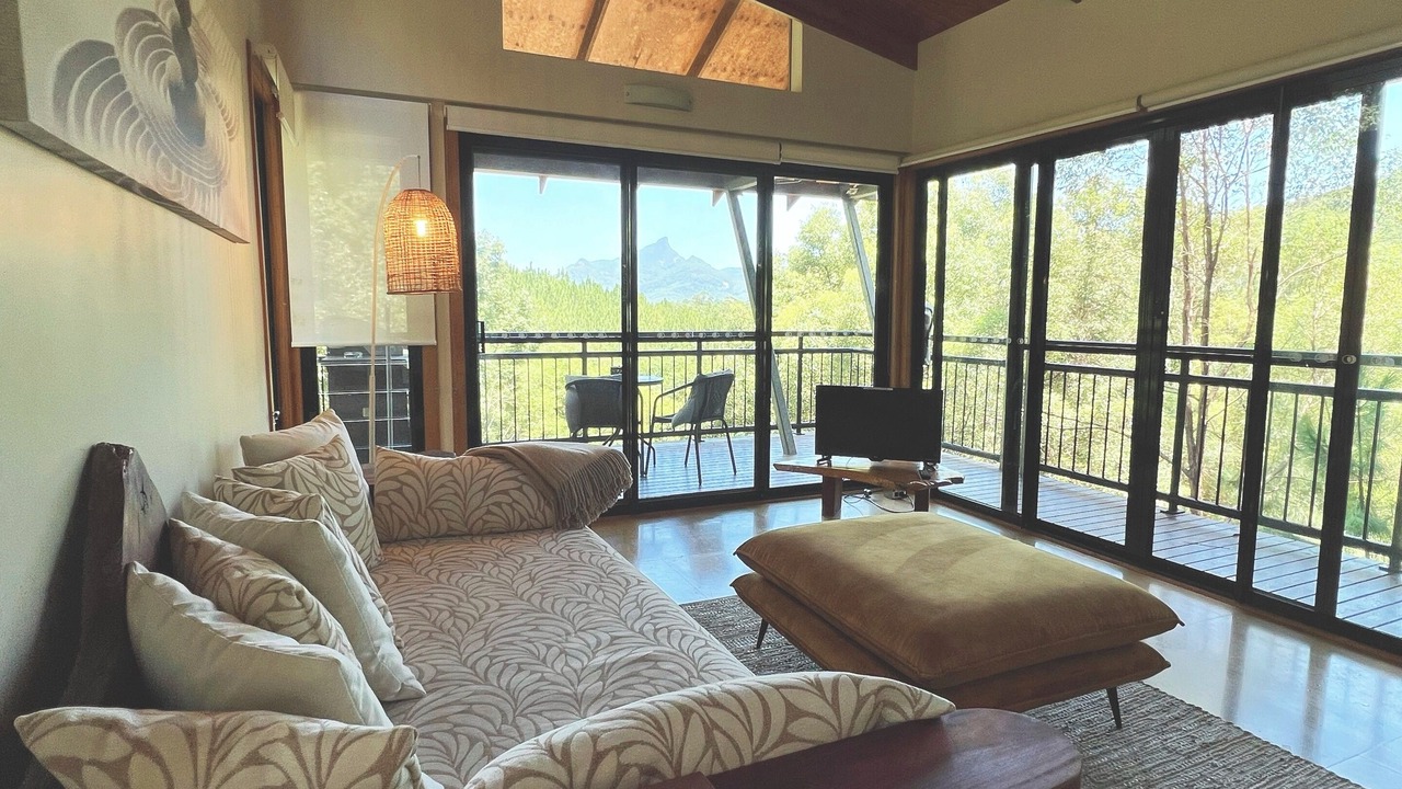 Photo of Livingroom in Smiths Creek