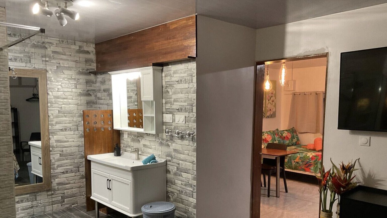 Photo of Bathroom in Fare