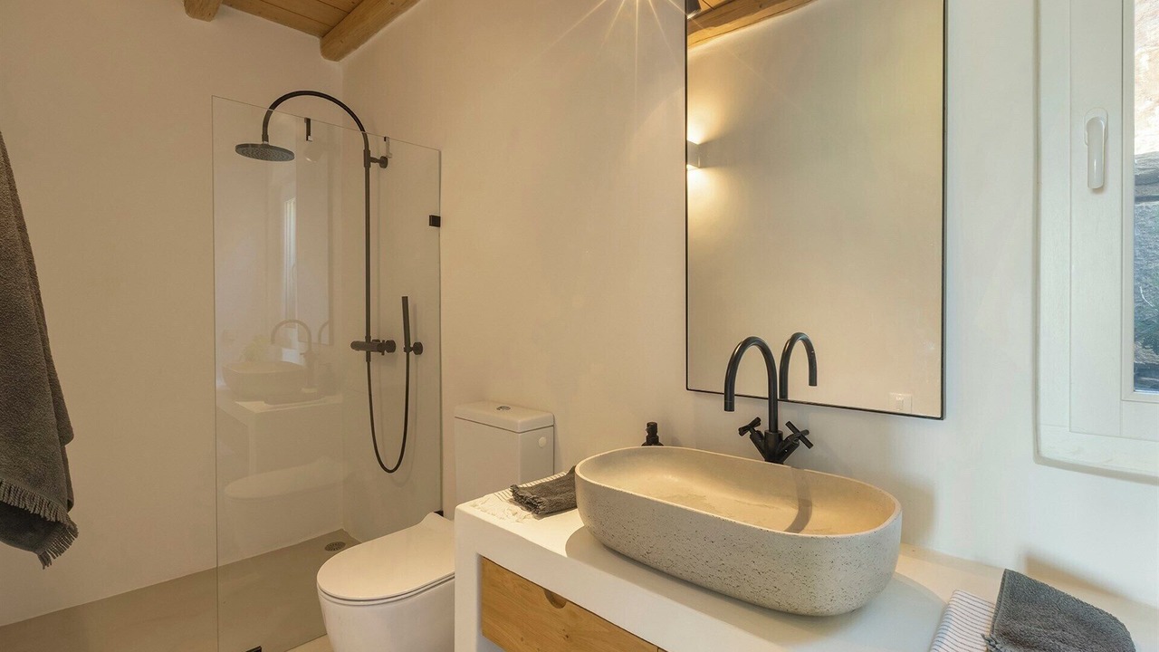 Photo of Bedroom in Exomvourgo