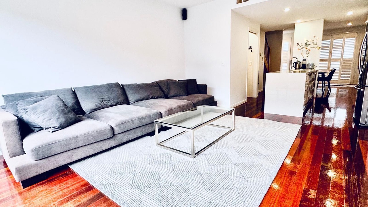 Photo of Livingroom in Maribyrnong