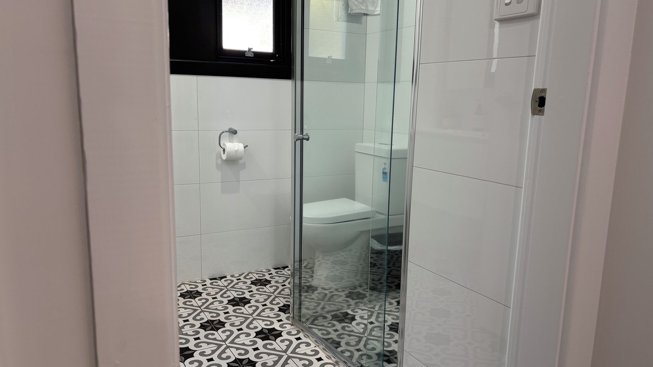 Photo of Bathroom in Turvey Park