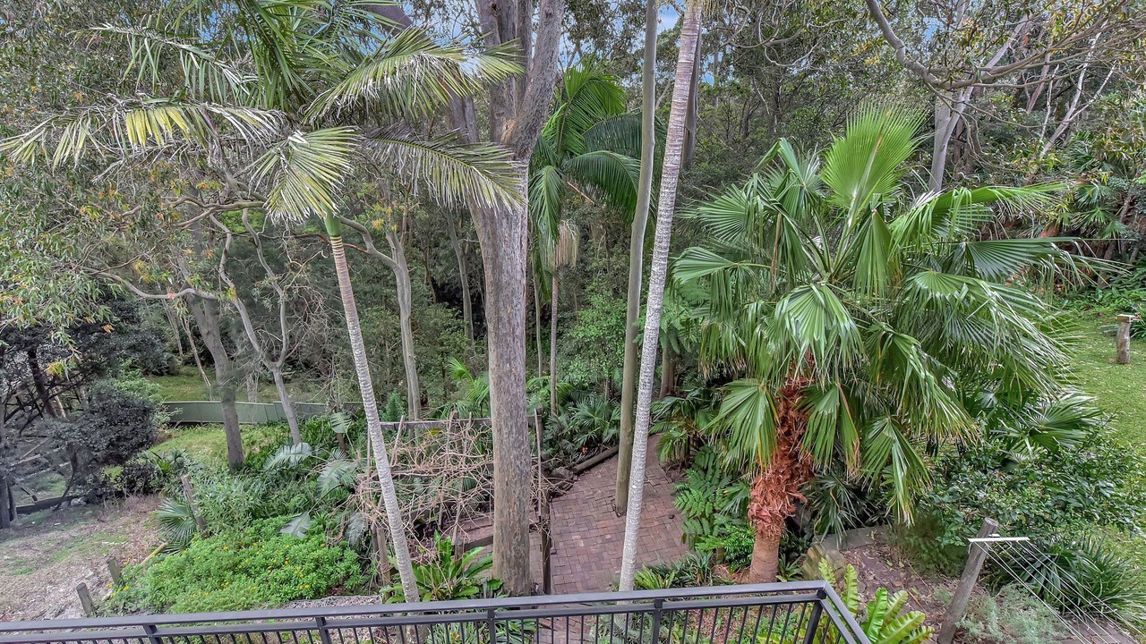 Photo of Outdoor in Caves Beach