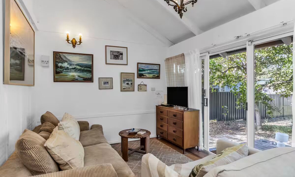 Photo of Livingroom in Suffolk Park