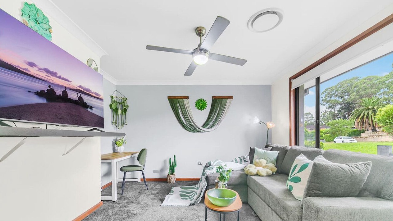 Photo of Livingroom in Cranebrook