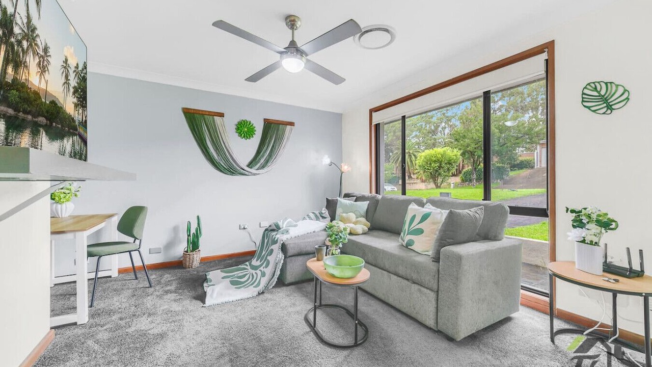 Photo of Livingroom in Cranebrook