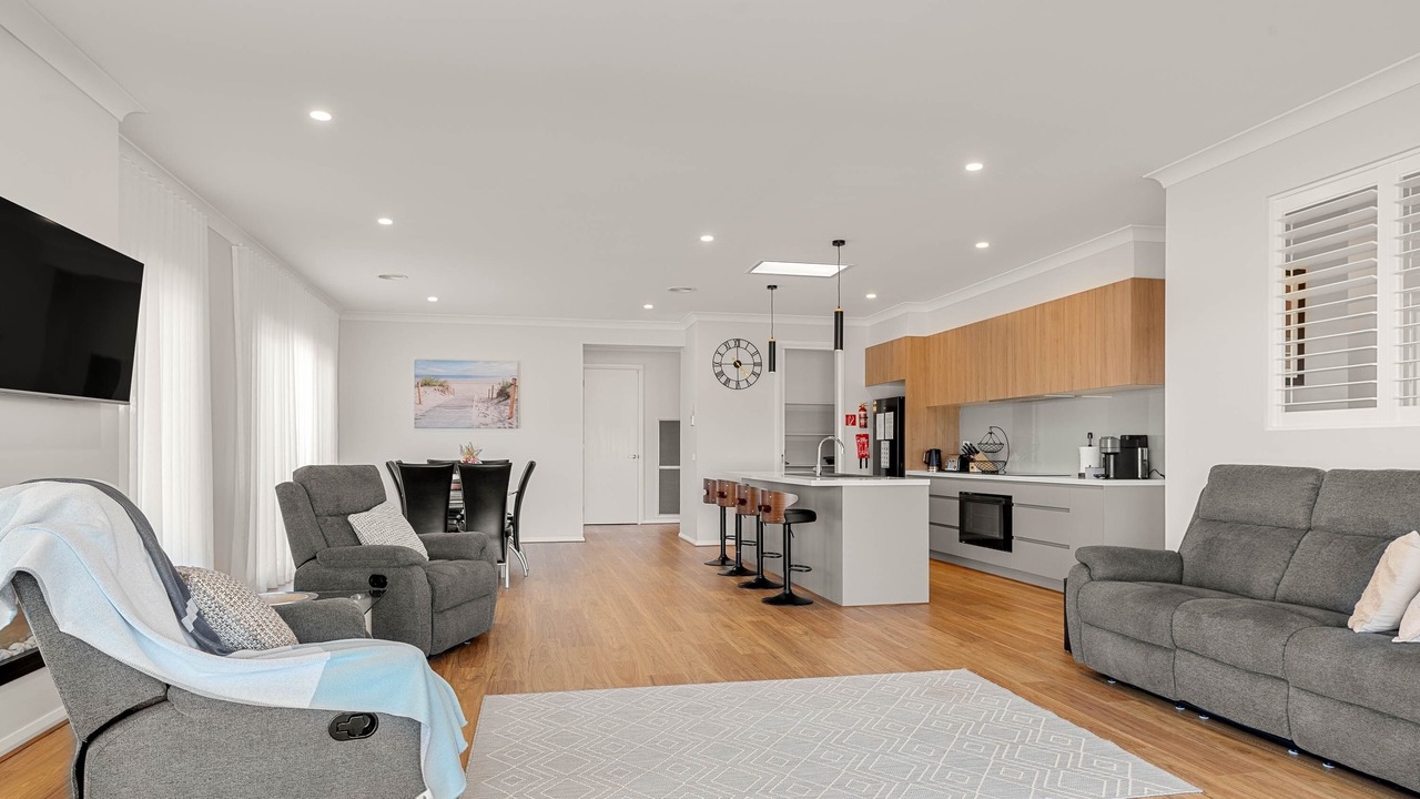 Photo of Livingroom in Coronet Bay