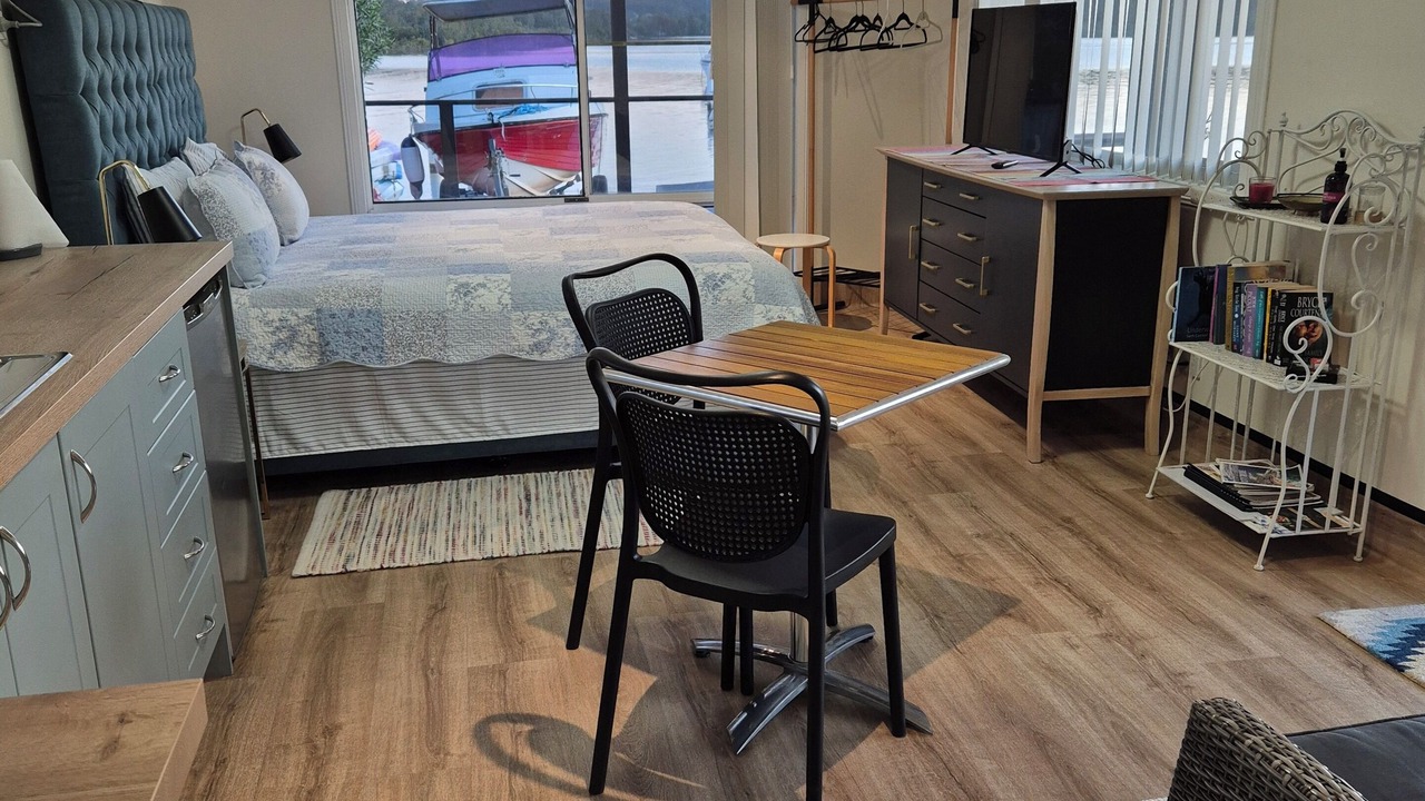 Photo of Bedroom in Fennell Bay