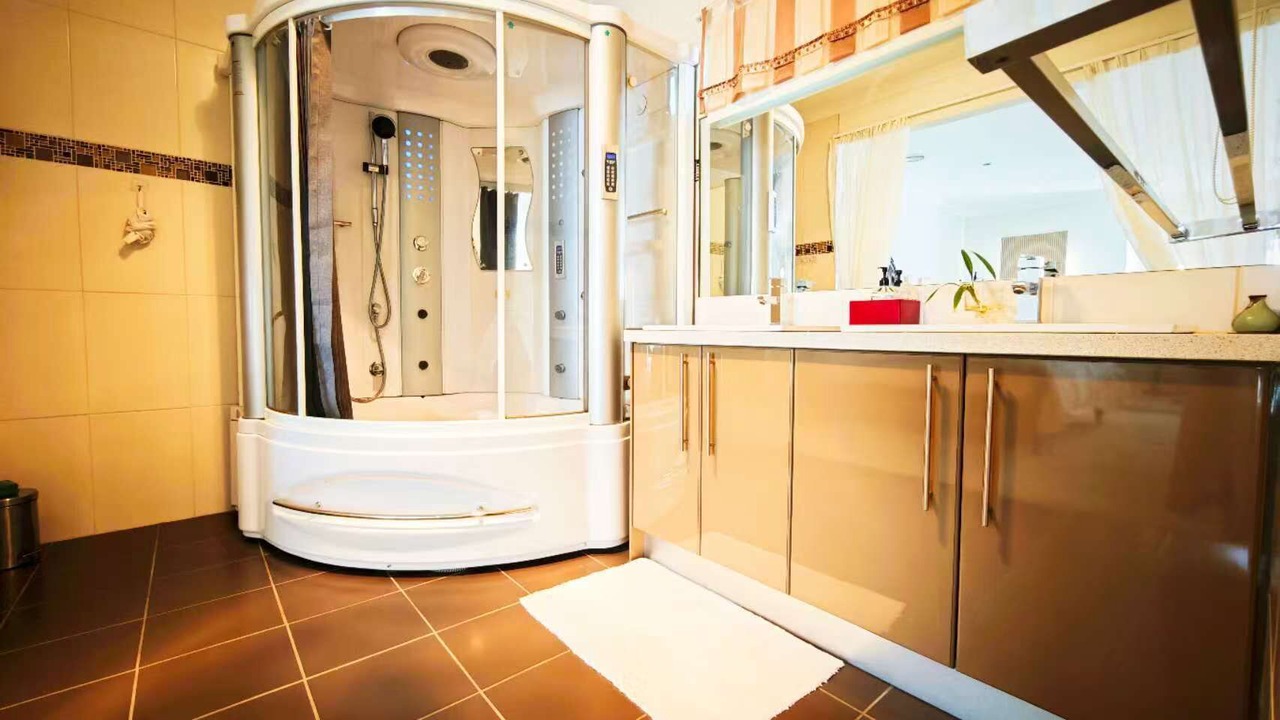 Photo of Bathroom in Keysborough
