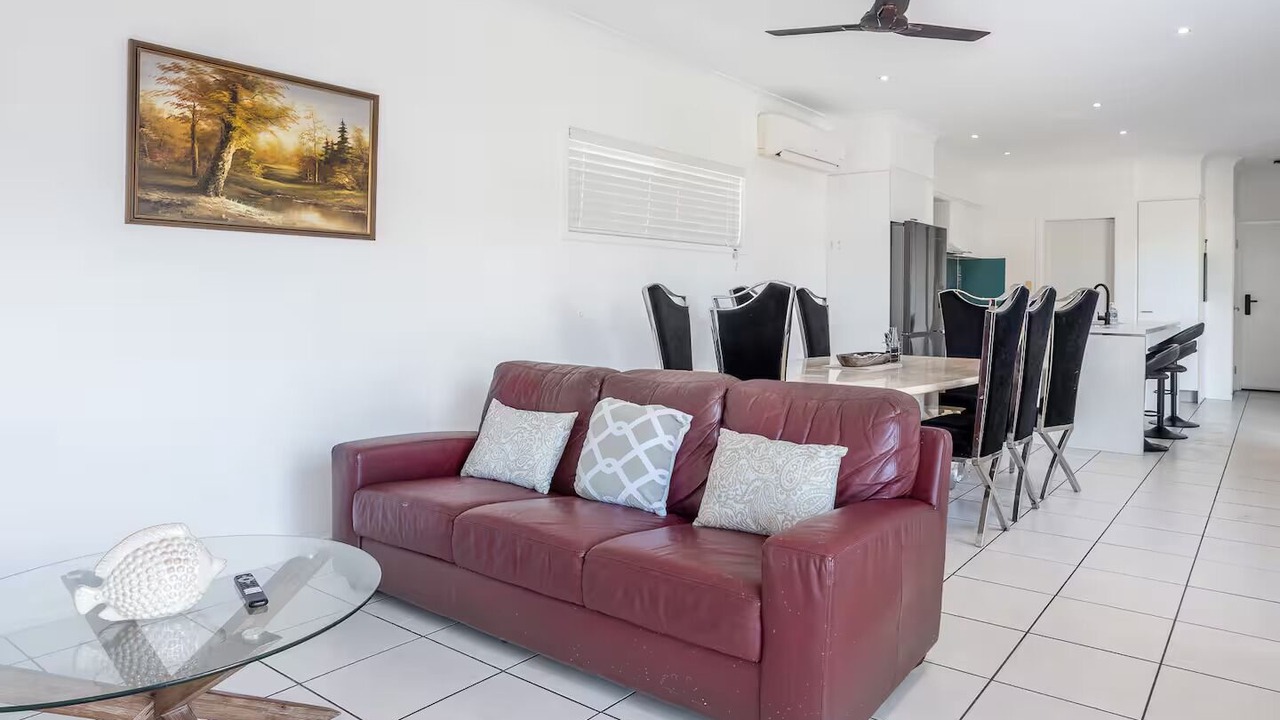 Photo of Livingroom in Little Mountain