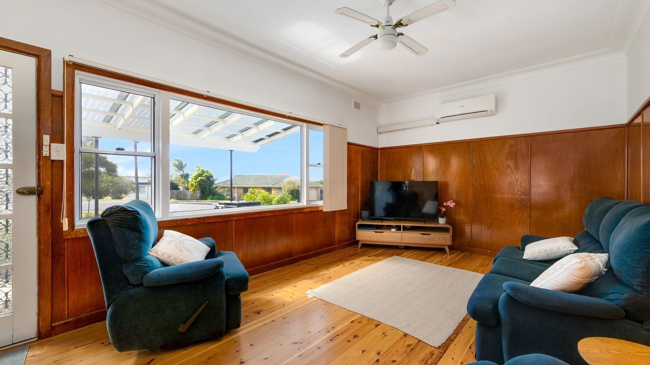 Photo of Bedroom in Batehaven