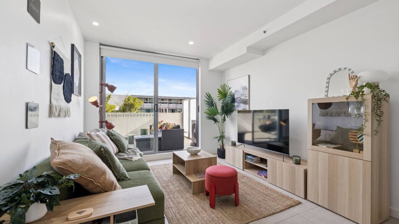 Photo of Livingroom in Mascot